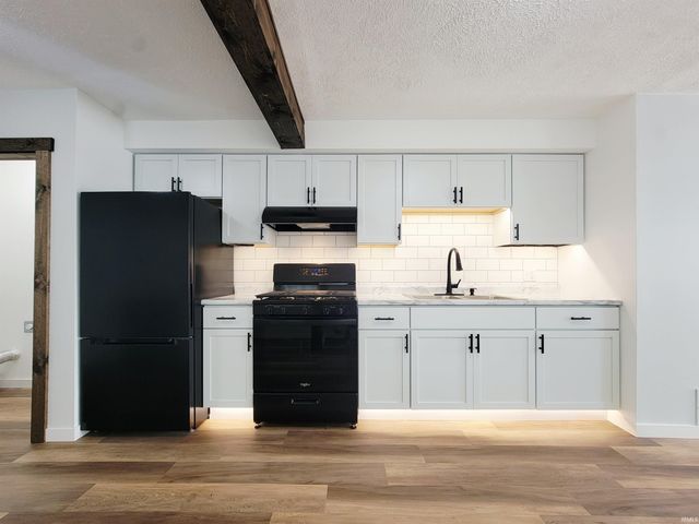 1501 N Adams Street, South Bend, IN 46628
