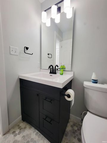1501 N Adams Street, South Bend, IN 46628
