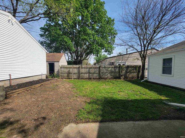 1501 N Adams Street, South Bend, IN 46628
