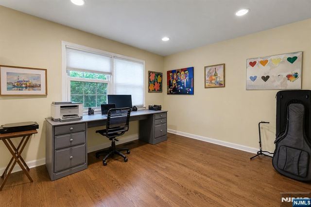 19 Harsen Road, Tenafly, NJ 07670