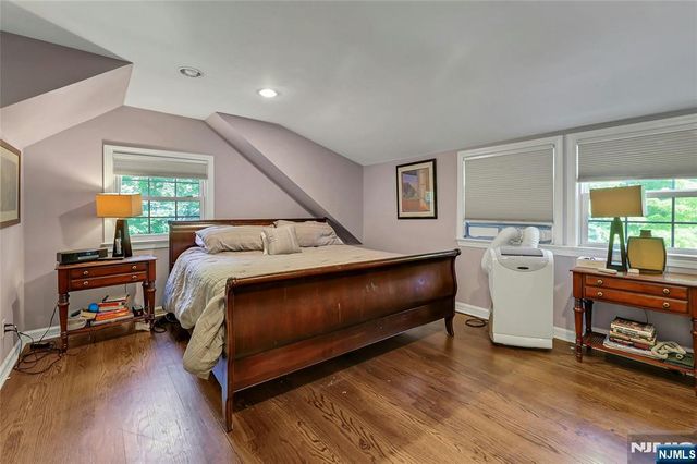 19 Harsen Road, Tenafly, NJ 07670