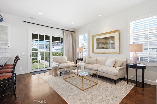 309 Marigold Avenue, Corona Del Mar, CA 92625