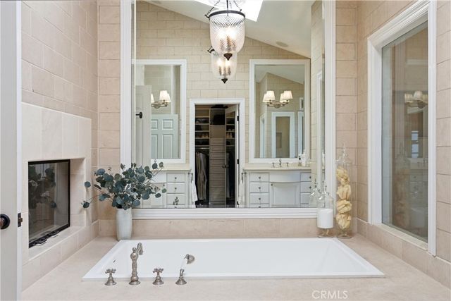 309 Marigold Avenue, Corona Del Mar, CA 92625