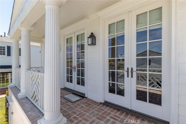 309 Marigold Avenue, Corona Del Mar, CA 92625