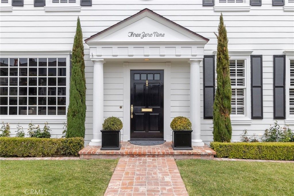 309 Marigold Avenue, Corona Del Mar, CA 92625