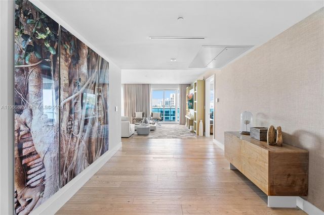 102 24th Street PH-1703, Miami Beach, FL 33139