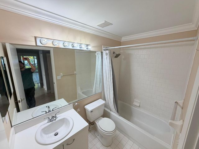 7657 Sanctuary Drive, Coral Springs, FL 33065