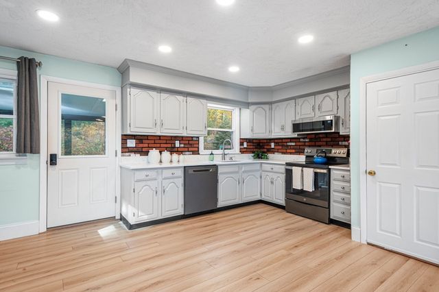 12 Indian Path, Grafton, MA 01536