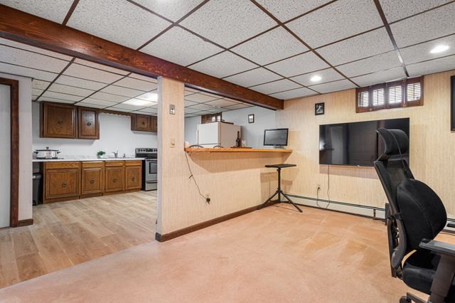 12 Indian Path, Grafton, MA 01536