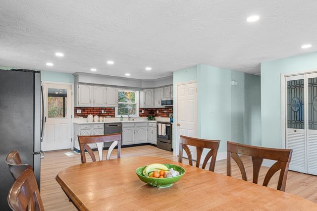 12 Indian Path, Grafton, MA 01536