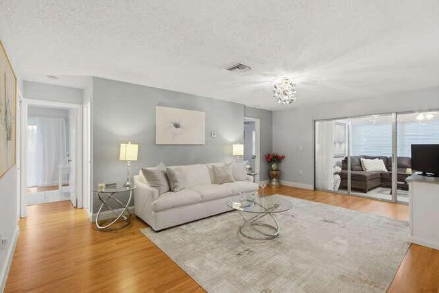 12030 Alternate A1a A4, Palm Beach Gardens, FL 33410