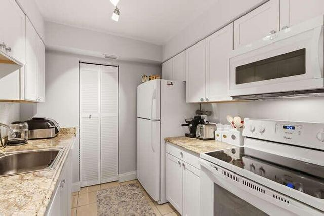 12030 Alternate A1a A4, Palm Beach Gardens, FL 33410