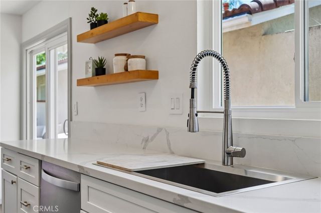 25011 Sunset Place W, Laguna Hills, CA 92653