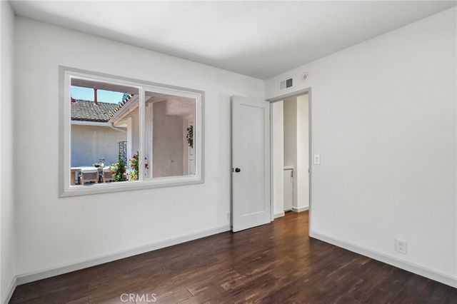 25011 Sunset Place W, Laguna Hills, CA 92653