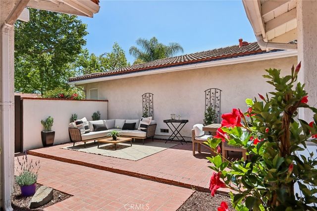 25011 Sunset Place W, Laguna Hills, CA 92653