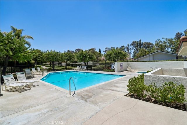 25011 Sunset Place W, Laguna Hills, CA 92653