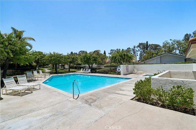 25011 Sunset Place W, Laguna Hills, CA 92653