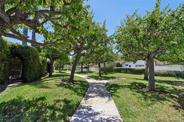 25011 Sunset Place W, Laguna Hills, CA 92653