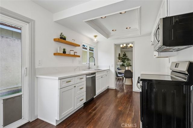 25011 Sunset Place W, Laguna Hills, CA 92653