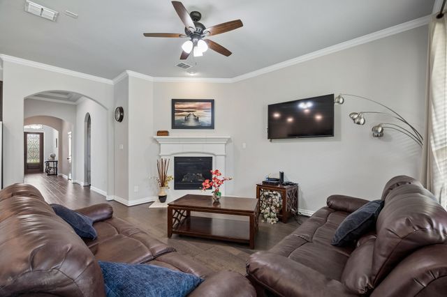 3935 Wind Cave Bend, Irving, TX 75063