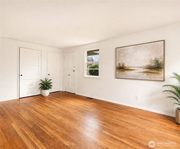 3820 14th Avenue S, Seattle, WA 98178