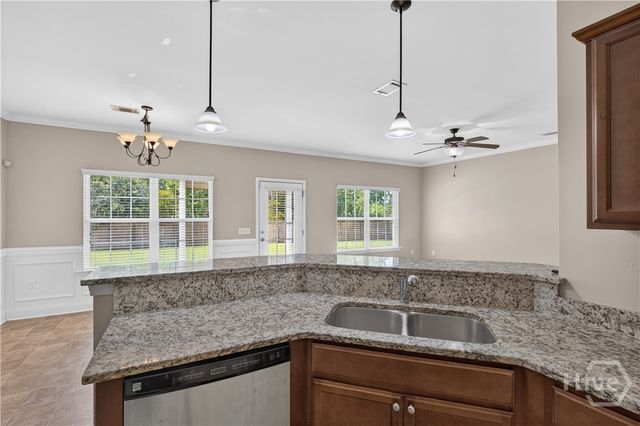 284 Timberland Drive NE, Ludowici, GA 31316