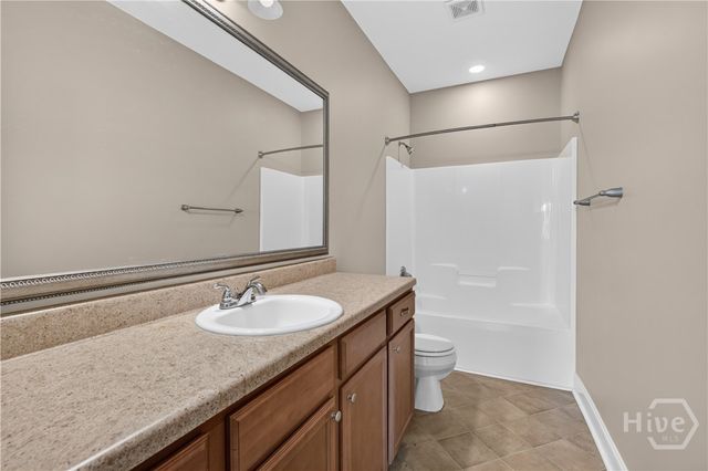 284 Timberland Drive NE, Ludowici, GA 31316