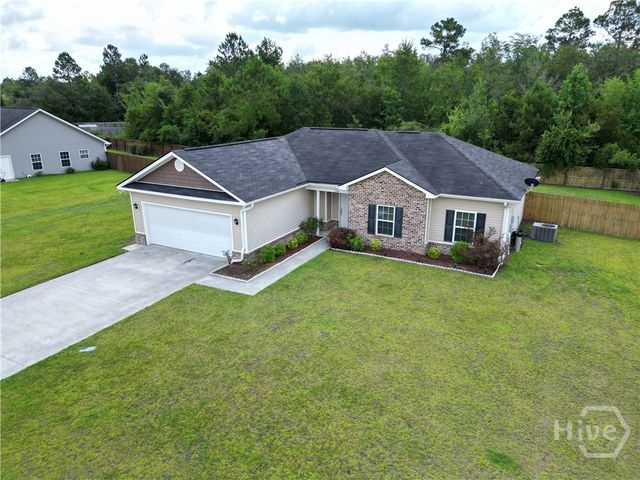 284 Timberland Drive NE, Ludowici, GA 31316