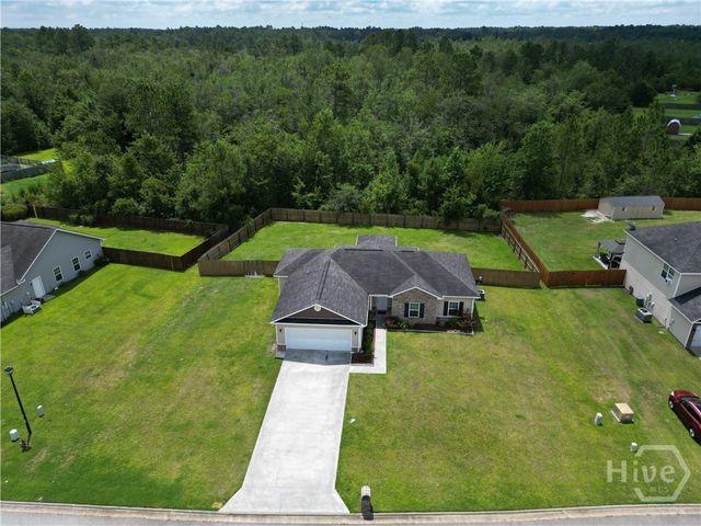 284 Timberland Drive NE, Ludowici, GA 31316