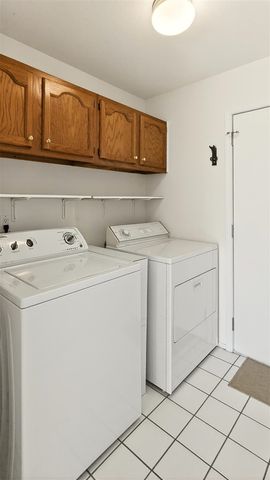 36603 Deerhurst Court 73, Westland, MI 48185