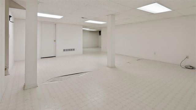 36603 Deerhurst Court 73, Westland, MI 48185