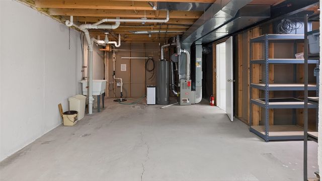 36603 Deerhurst Court 73, Westland, MI 48185