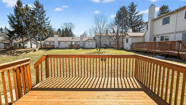 36603 Deerhurst Court 73, Westland, MI 48185