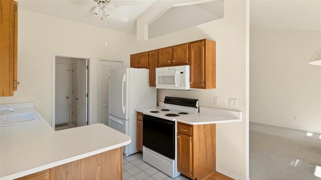 36603 Deerhurst Court 73, Westland, MI 48185