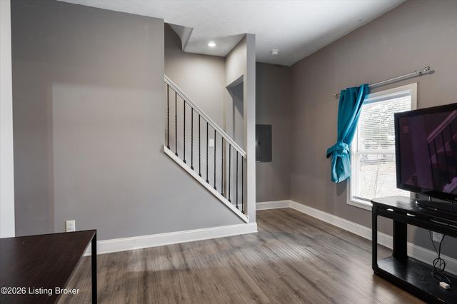 1109 Brookline Ave, Louisville, KY 40215