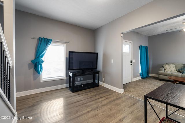 1109 Brookline Ave, Louisville, KY 40215