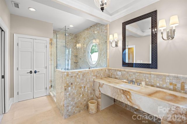 5411 Mirabell Road, Charlotte, NC 28226