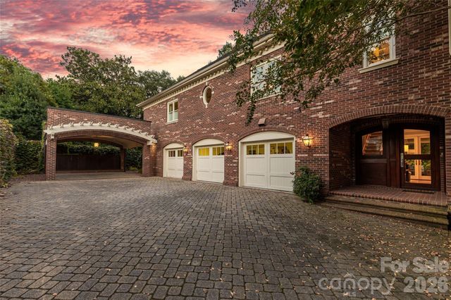 5411 Mirabell Road, Charlotte, NC 28226