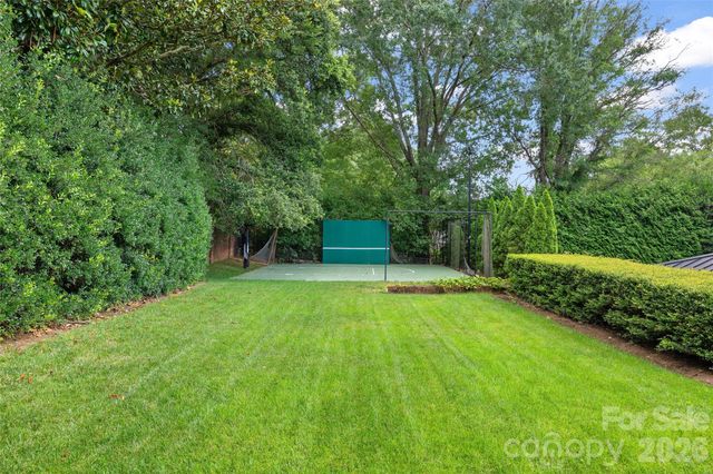 5411 Mirabell Road, Charlotte, NC 28226