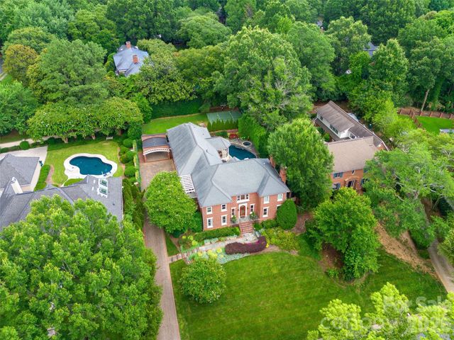 5411 Mirabell Road, Charlotte, NC 28226