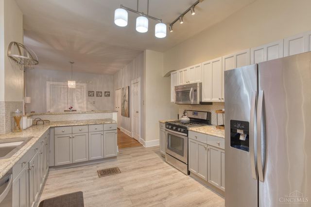 1834 Chase Avenue, Cincinnati, OH 45223