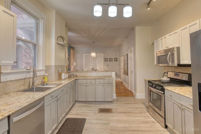 1834 Chase Avenue, Cincinnati, OH 45223