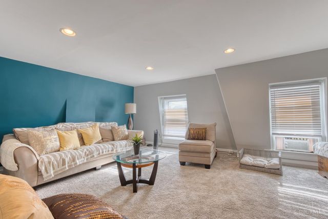 1834 Chase Avenue, Cincinnati, OH 45223