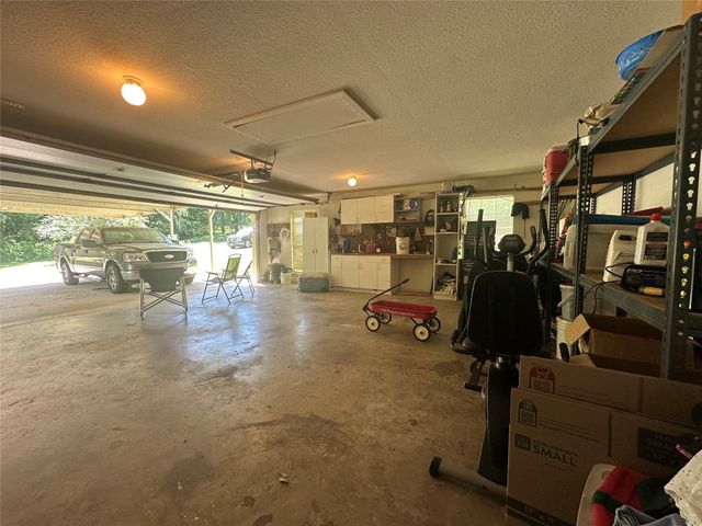 824 Imogene Court, Azle, TX 76020