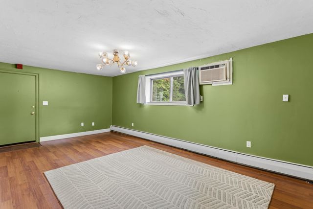 121 English Village Rd Apt 103, Manchester, NH 03102