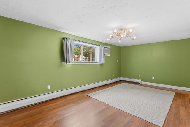 121 English Village Rd Apt 103, Manchester, NH 03102