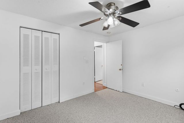 121 English Village Rd Apt 103, Manchester, NH 03102