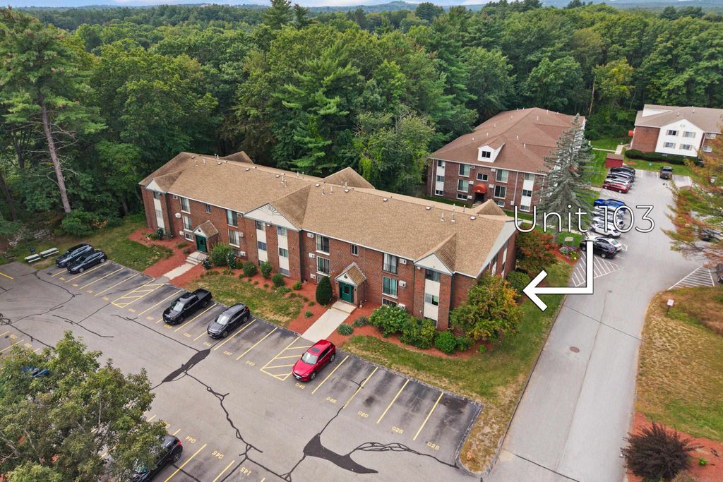 121 English Village Rd Apt 103, Manchester, NH 03102