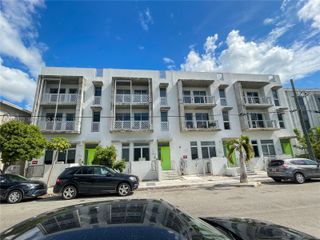 761 NW 1st St, Miami, FL 33128