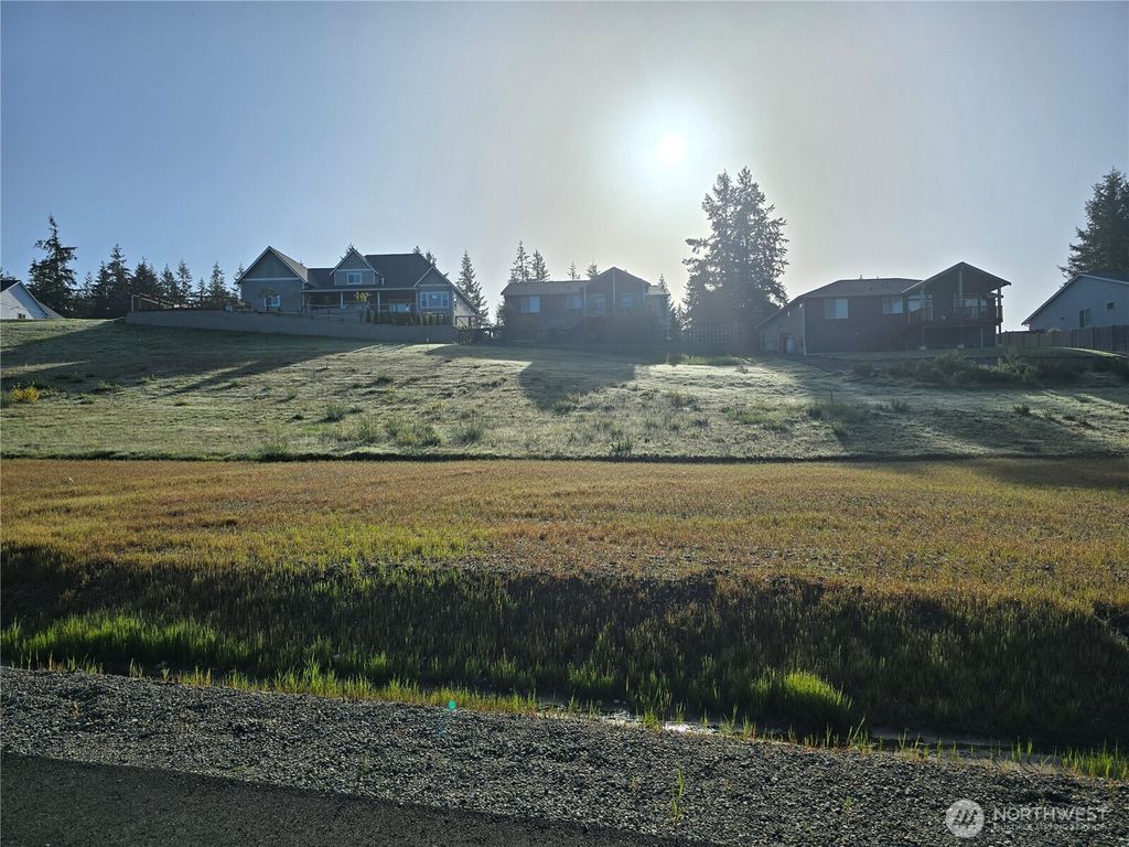70 E Virgil Drive W, Allyn, WA 98524